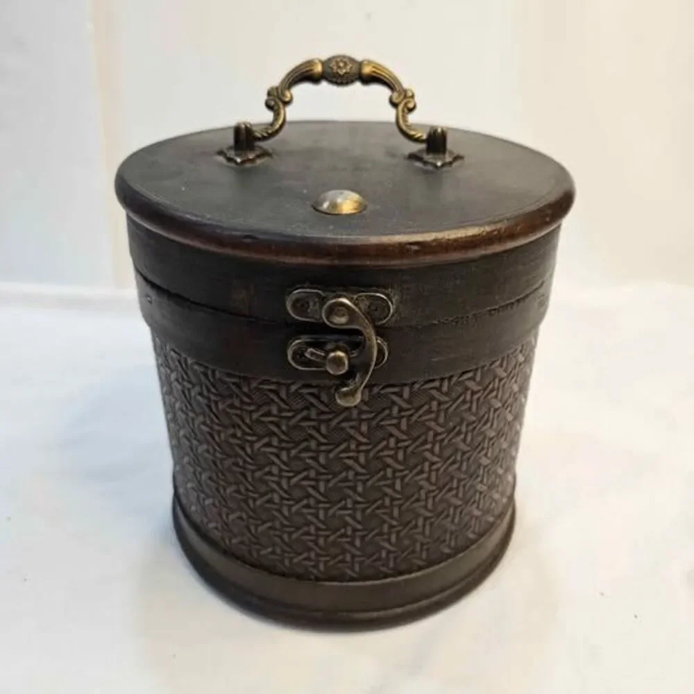 Vintage Style Round Decorative Storage Box